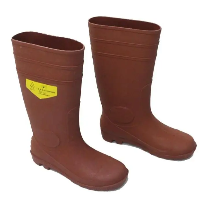 Miller 17,000V Insulated Rubber Safety Boots 1