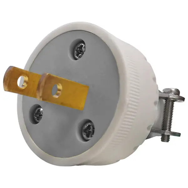 Royu Redpl204 Heavy-Duty Pvc Plug With Secure Clamp Mechanism – 10A 2